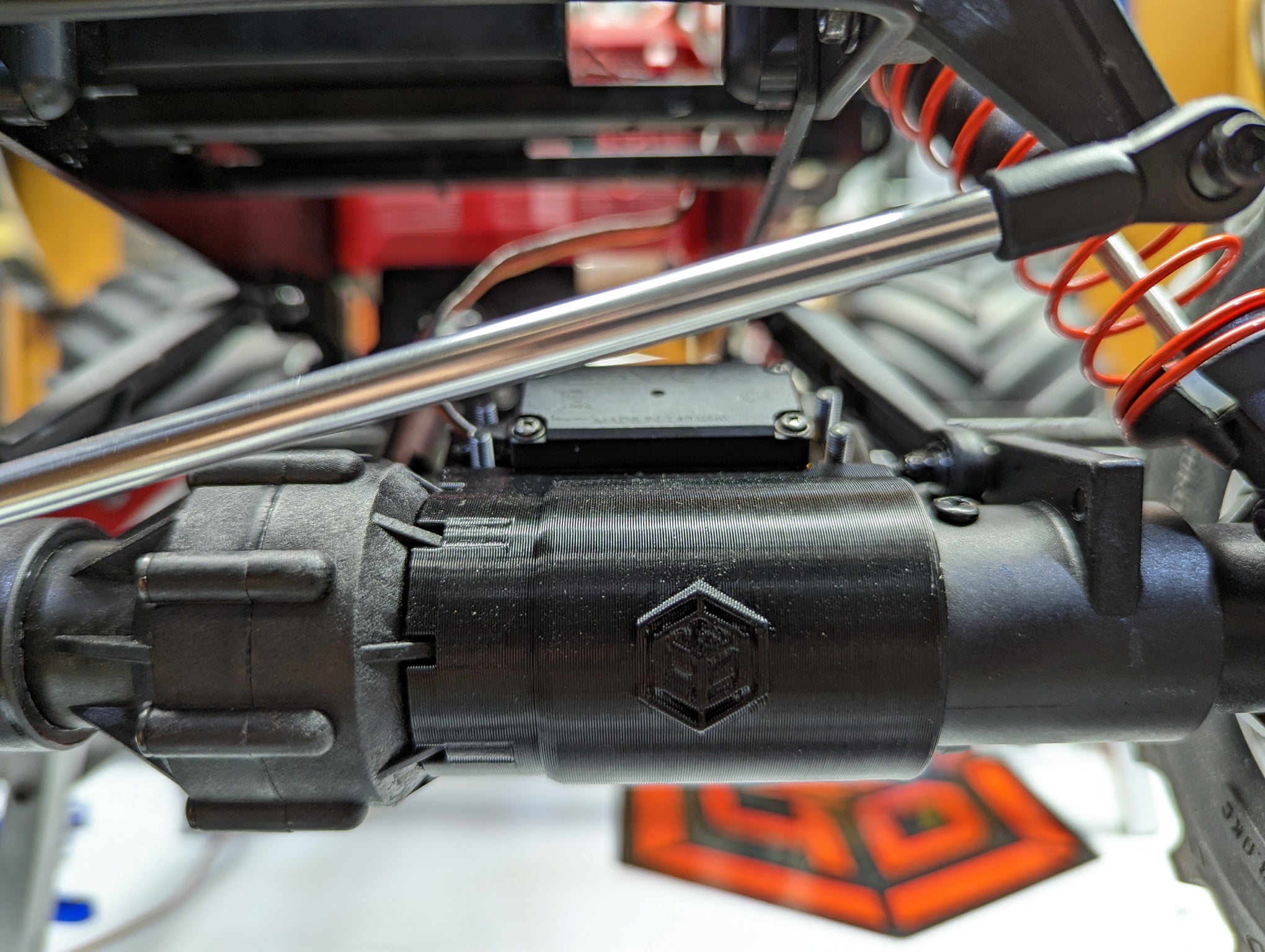 Kyosho USA-1 Mad Crusher Servo on Axle Mount image 0