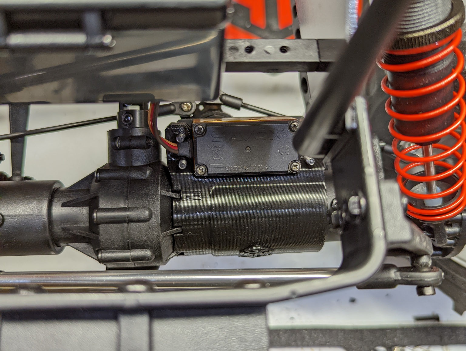 Kyosho USA-1 Mad Crusher Servo on Axle Mount image 1