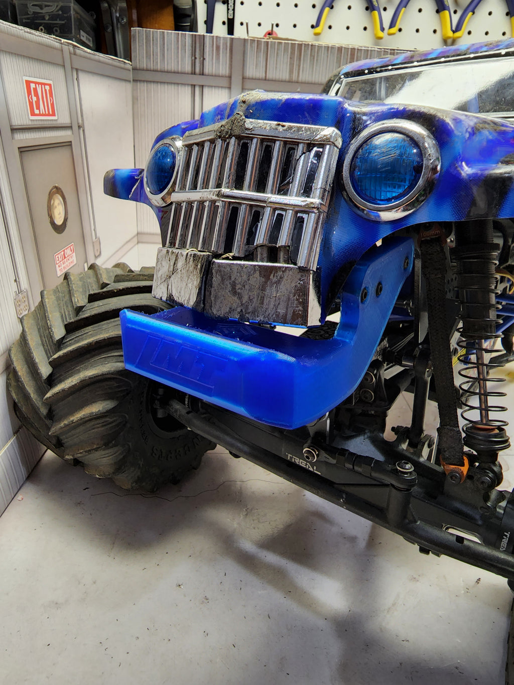 Losi LMT 1.0 Monster Truck Front Bumper Grave Digger and Sonuva Digger image 2